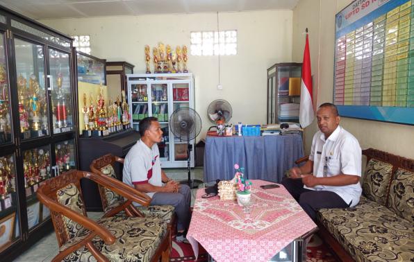 Tim Inspektorat Kabupaten Bangka melaksanakan kegiatan monitoring dan evaluasi (Monev) Saber Pungli di SD Negeri 1 Baturusa